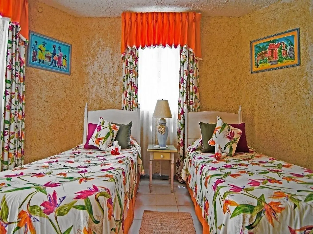 Sea Symphony Barbados - 6 Bedroom Beachfront Villa Wstaff Saint Lucy